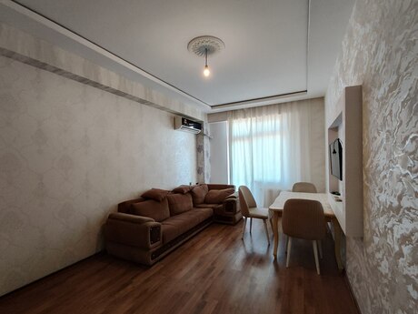 2 otaq · 72 m²