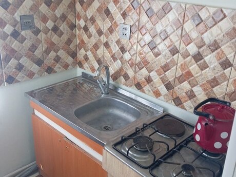 Bayılda 1 otaqlı həyət evi kirayə verilir, 35 m², 400 AZN/ay, şəkil 5 / 6