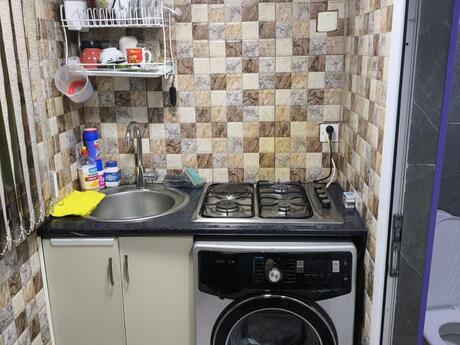 Сдаётся 1-комнатная квартира в старом фонде, İçəri Şəhər, 22 м², 550 AZN/мес, фото 2 / 12