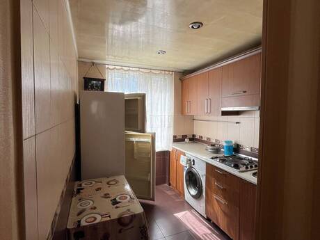 Yasamalda 3 otaqlı köhnə tikili mənzil kirayə verilir, 105 m², 850 AZN/ay, şəkil 3 / 12