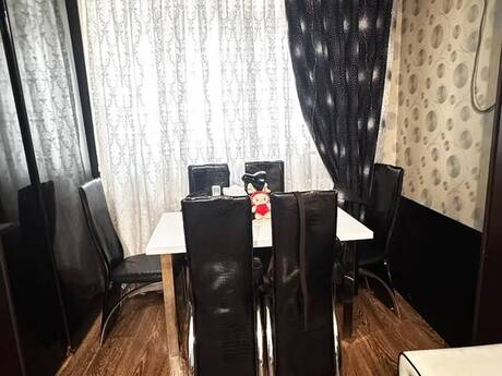 1-ci mikrorayonda 3 otaqlı köhnə tikili mənzil satılır, 63 m², 184 000 AZN, şəkil 3 / 10