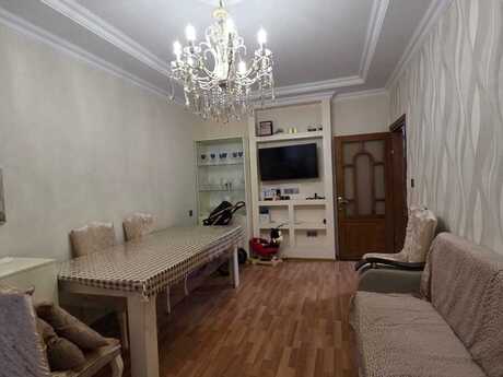 3-room old-build apartment for sale in Köhnə Günəşli, 80 m², 168 000 AZN, photo 2 / 9