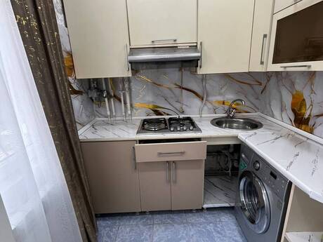 2-room old-build apartment for sale in 2-ci mikrorayon, 58 m², 163 500 AZN, photo 5 / 7
