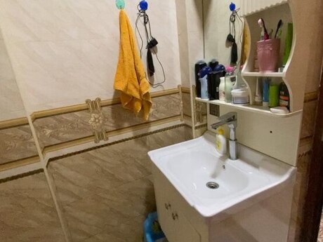 20 Yanvarda 3 otaqlı yeni tikili mənzil kirayə verilir, 75 m², 500 AZN/ay, şəkil 3 / 12