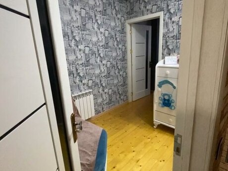 20 Yanvarda 3 otaqlı yeni tikili mənzil kirayə verilir, 75 m², 500 AZN/ay, şəkil 5 / 12