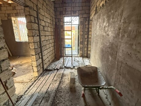 Hökməlidə 3 otaqlı həyət evi satılır, 120 m², 20 000 AZN, şəkil 2 / 7