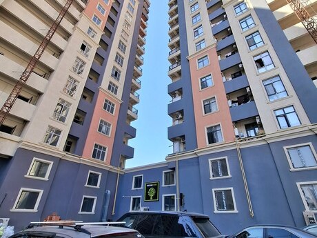 4 otaq · 128 m²
