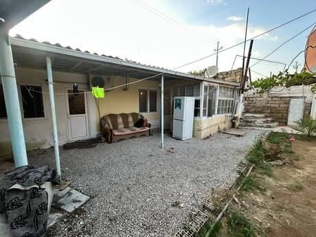 4 otaq · 70 m²