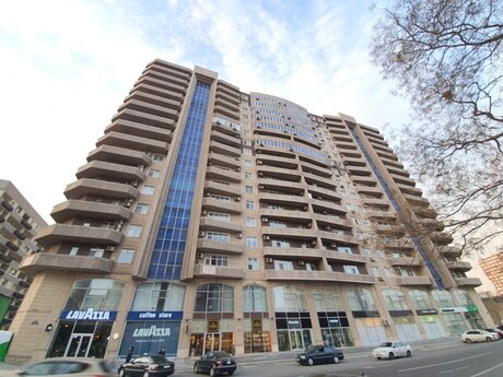 3 otaq · 170 m² · 8/16 mərtəbə, Piramida Plaza