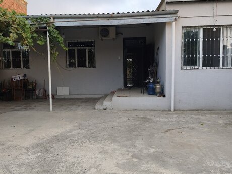 4 otaq · 150 m² · 1/1 mərtəbə, Saray