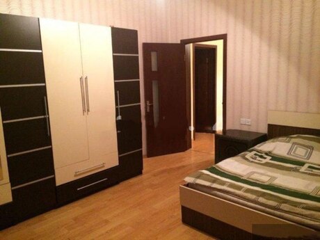 4-room house for rent in M.Ə.Rəsulzadə, 200 m², 160 AZN/mo, photo 2 / 12