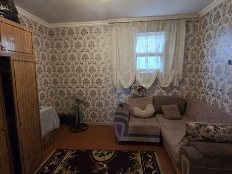 1 otaq · 37 m² · 1/1 mərtəbə, Binəqədi