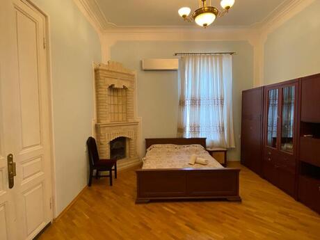 Sahildə 4 otaqlı köhnə tikili mənzil kirayə verilir, 180 m², 1 300 AZN/ay, şəkil 4 / 12
