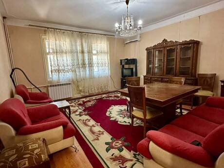 Bayılda 2 otaqlı köhnə tikili mənzil satılır, 60 m², 165 000 AZN, şəkil 2 / 12