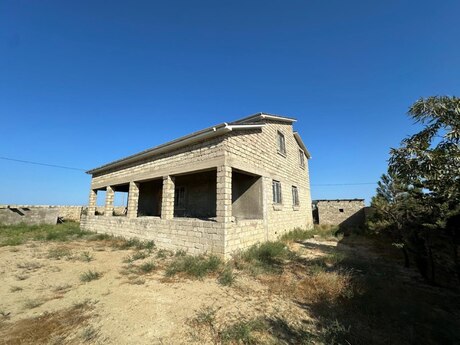 Qalada 6 otaqlı həyət evi satılır, 360 m², 101 000 AZN, şəkil 2 / 12