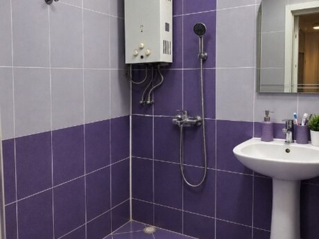 Продаётся 3-комнатная квартира в старом фонде, Həzi Aslanov, 80 м², 180 000 AZN, фото 5 / 6