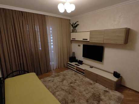 2 otaq · 45 m² · 3/5 mərtəbə, Badamdar