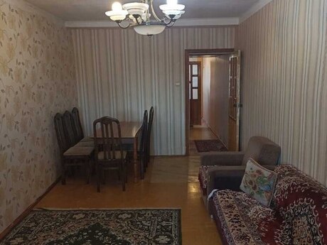 Əhmədlidə 2 otaqlı köhnə tikili mənzil satılır, 40 m², 92 000 AZN, şəkil 2 / 7