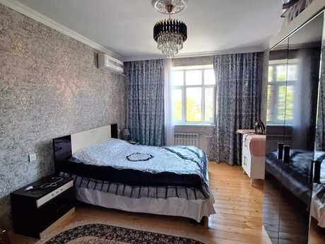 Bakıxanovda 3 otaqlı köhnə tikili mənzil satılır, 80 m², 195 000 AZN, şəkil 3 / 12