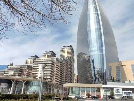 2 otaq · 85 m² · 7/33 mərtəbə, Neftçilər prospekti