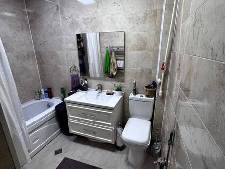 Bakıxanovda 2 otaqlı köhnə tikili mənzil satılır, 55 m², 159 000 AZN, şəkil 4 / 6