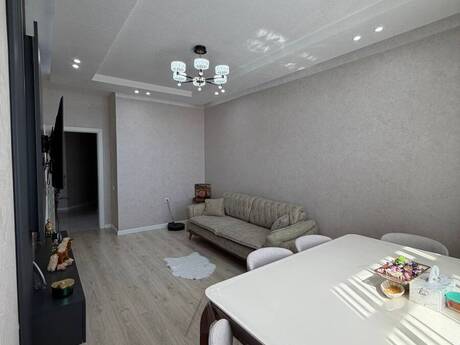 Günəşlidə 3 otaqlı yeni tikili mənzil satılır, 86 m², 145 000 AZN, şəkil 2 / 12