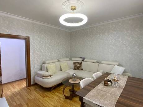 Masazırda 3 otaqlı köhnə tikili mənzil satılır, 80 m², 128 000 AZN, şəkil 2 / 12
