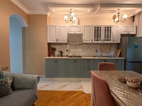 Qurtuluş 93 kompleksində 2 otaqlı yeni tikili mənzil satılır, 53 m², 94 000 AZN, şəkil 4 / 12