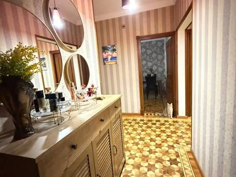 Продаётся 3-комнатная квартира в старом фонде, 9-cu mikrorayon, 80 м², 250 000 AZN, фото 3 / 12