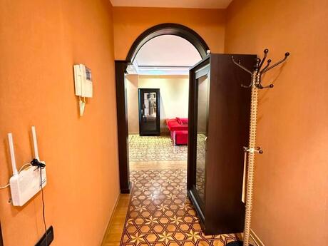 Masazırda 3 otaqlı yeni tikili mənzil kirayə verilir, 100 m², 1 800 AZN/ay, şəkil 5 / 10