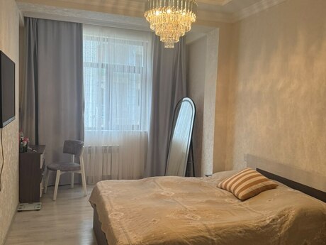 Jasmine Park kompleksində 3 otaqlı yeni tikili mənzil satılır, 125 m², 280 000 AZN, şəkil 2 / 8