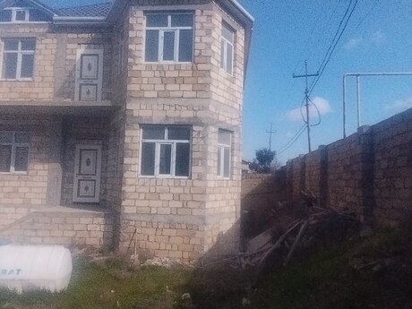 Çiçəkdə 4 otaqlı həyət evi satılır, 200 m², 180 000 AZN, şəkil 2 / 12
