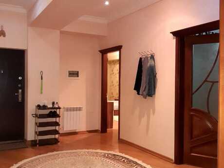 Badamdarda 3 otaqlı yeni tikili mənzil kirayə verilir, 110 m², 950 AZN/ay, şəkil 2 / 12