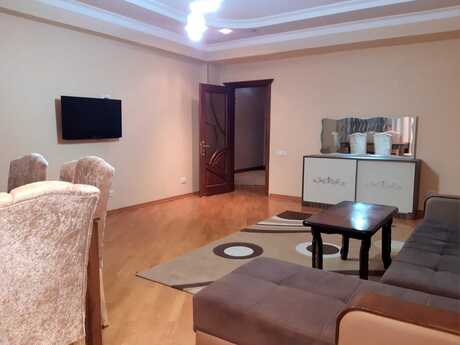 3 otaq · 110 m² · 10/18 mərtəbə, Badamdar