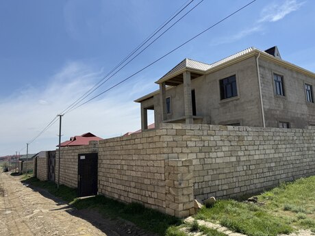 8-room house for sale in Pirəkəşkül, 300 m², 65 000 AZN, photo 2 / 5