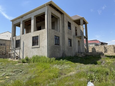 8 otaq · 300 m²