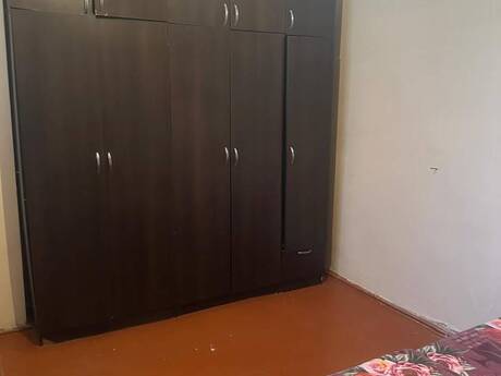 Сдаётся 1-комнатный дом, Nizami, 50 м², 390 AZN/мес, фото 2 / 9
