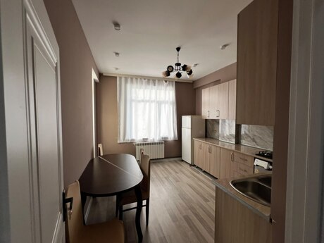 2-комн. · 78 m² · 8/10 этаж, Abşeron
