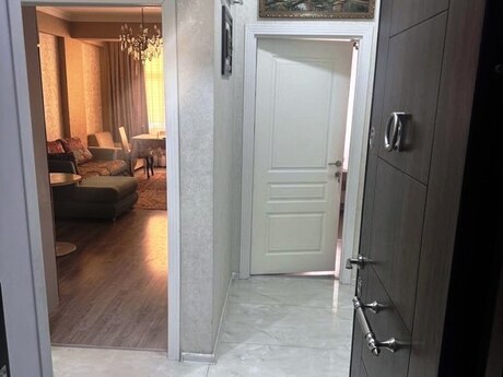 Əhmədlidə 2 otaqlı yeni tikili mənzil satılır, 60 m², 179 000 AZN, şəkil 5 / 12