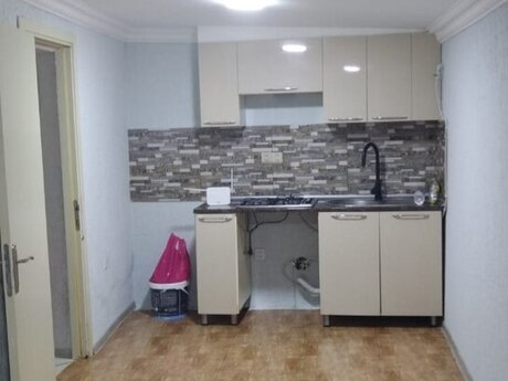1 otaq · 37 m² · 4/5 mərtəbə, Bakıxanov
