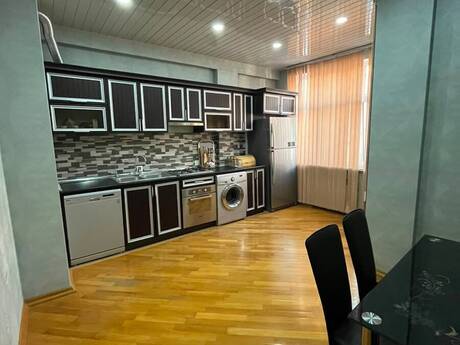 Badamdarda 2 otaqlı yeni tikili mənzil kirayə verilir, 100 m², 800 AZN/ay, şəkil 5 / 12