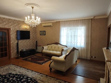Əhmədlidə 8 otaqlı həyət evi satılır, 630 m², 1 750 000 AZN, şəkil 3 / 12