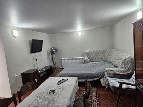 Mərdəkanda 4 otaqlı həyət evi kirayə verilir, 100 m², 150 AZN/ay, şəkil 5 / 12