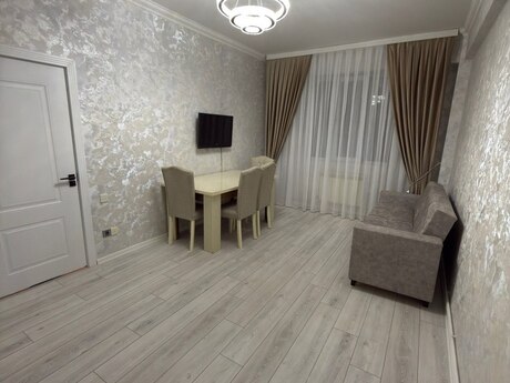 2 otaq · 42 m² · 5/7 mərtəbə, Abşeron