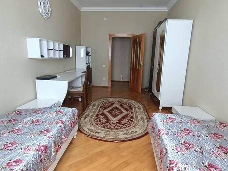Сдаётся 2-комнатная квартира в новостройке, Nəsimi, 155 м², 699 AZN/мес, фото 2 / 12
