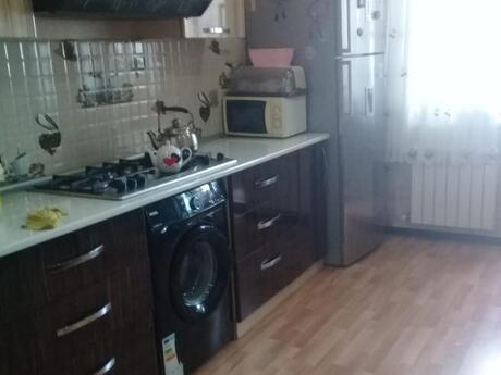 8 Noyabrda 3 otaqlı yeni tikili mənzil kirayə verilir, 125 m², 1 100 AZN/ay, şəkil 5 / 7