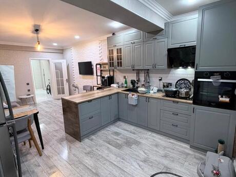 2-room new-build apartment for sale in Yeni Yasamal, 80 m², 205 000 AZN, photo 4 / 12