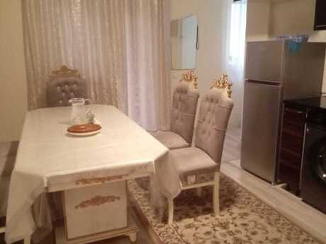 2 rooms · 72 m² · floor 9/16, Jasmine Park