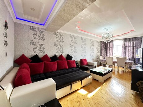 3 otaq · 76 m² · 9/20 mərtəbə, Əsəd Əhmədov küçəsi