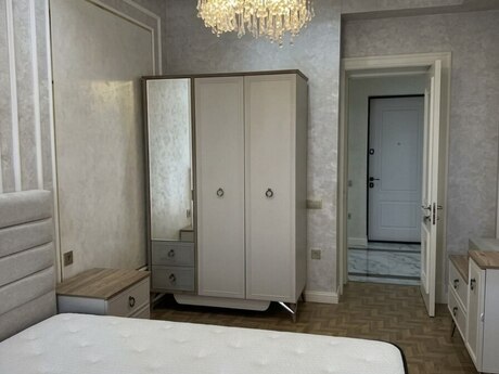 Koroğluda 3 otaqlı yeni tikili mənzil kirayə verilir, 108 m², 1 250 AZN/ay, şəkil 2 / 8